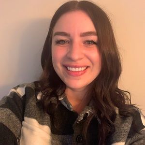 Meet your Posher, Mandy